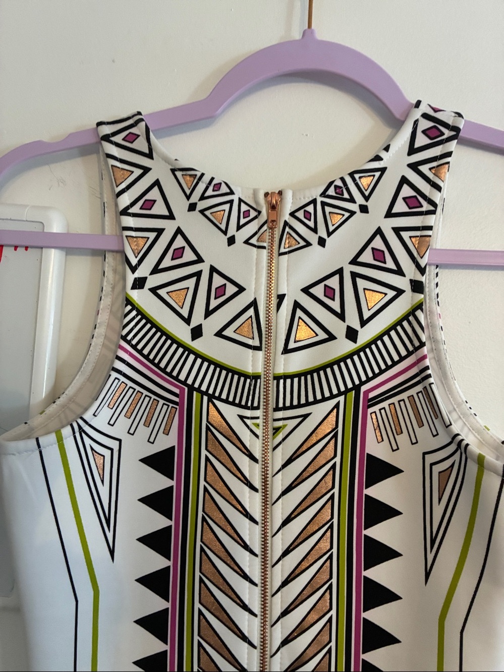 Bold Metallic Techno Tribal Sleeveless Geometric Gold Zipper Shift Dress Sz XS - Picture 4 of 6